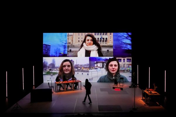 De l'Ukraine à Gisèle Pelicot : au Festival d'Avignon, le théâtre dialogue avec le réel