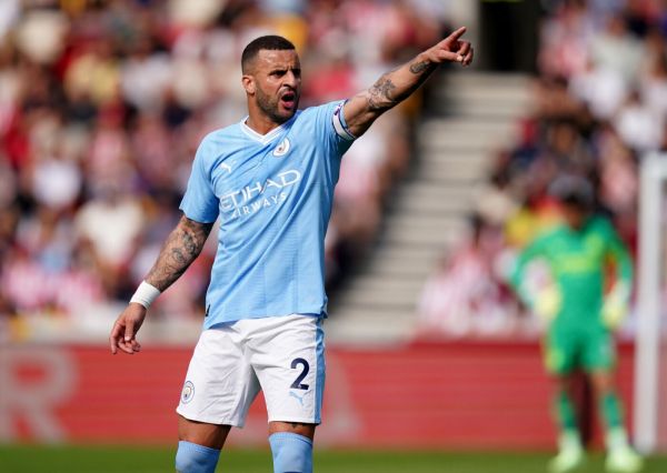 Mercato : La danse des latéraux à Manchester