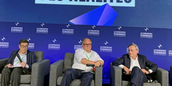 Mario Draghi aux rencontres d'Aix : « Battez-vous, battez-vous et gardez espoir »