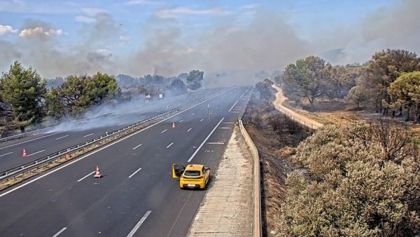 Incendie dans l'Hérault : la circulation rétablie dans les deux sens sur l'Autoroute A9, plus de 400 hectares consumés par les flammes