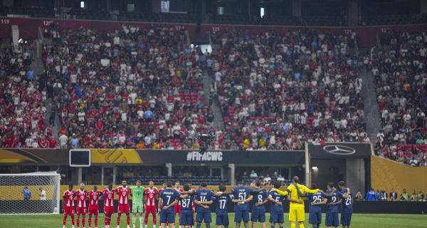PSG - Bayern : une minute de silence a été observée en hommage à Diogo Jota et André Silva