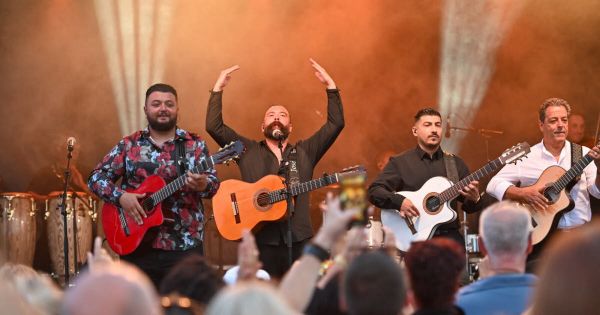 Photos. Chico & the Gypsies fait vibrer le Domaine des lacs de Thaon-les-Vosges