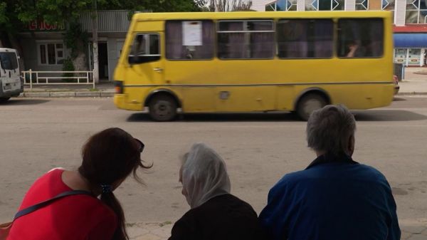 Guerre en Ukraine : les bus civils pris pour cible