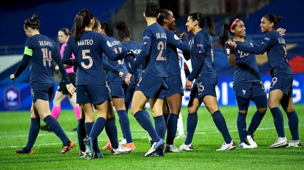 Euro féminin : les Bleues lancent parfaitement leur compétition en s'imposant face à l'Angleterre