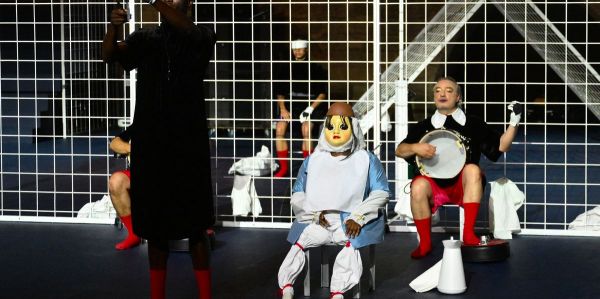 France: Une performance burlesque ouvre le Festival d'Avignon