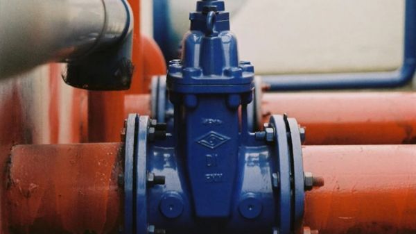 Bras fusil : une citerne d'eau installée en attendant la réparation d'une casse
