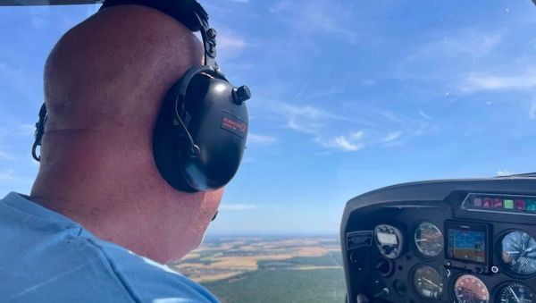EN IMAGES - À Dijon, des enfants hospitalisés s'envolent dans les airs