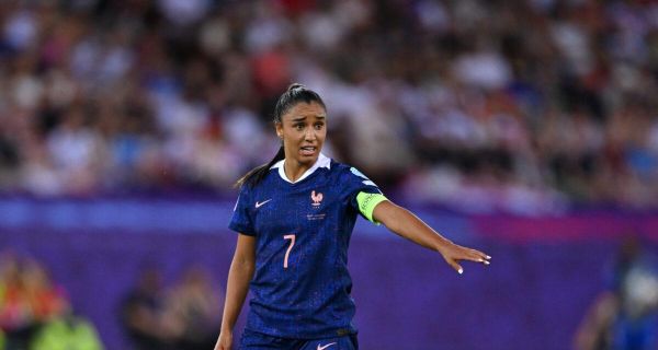 France (F) - Angleterre (F) : le résumé vidéo de la victoire des Bleues