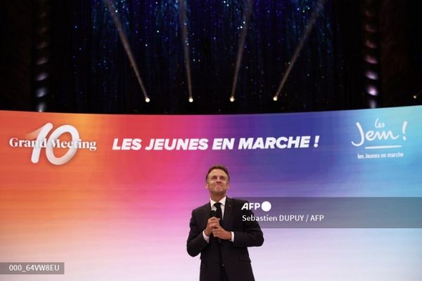 Emmanuel Macron laisse entendre une candidature pour 2032