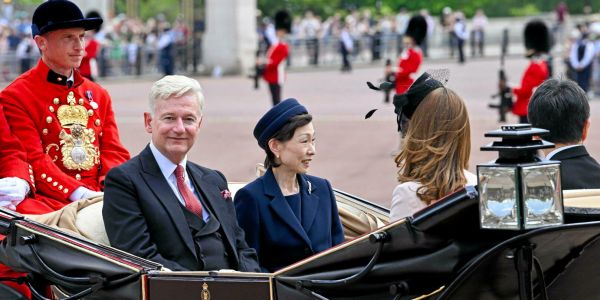 Clive Alderton, l'atout francophile de Charles III