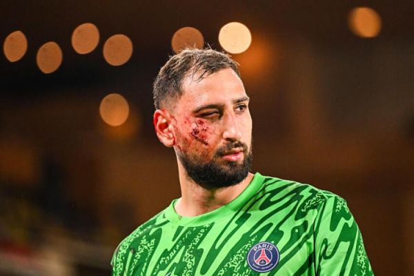 Bayern Munich - Manuel Neuer craque et fracasse Gianluigi Donnarumma après la blessure de Musiala
