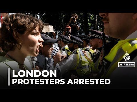 Un groupe des partisans de l'Action pour la Palestine (Palestine Action) arrêté lors d'une manifestation à Londres (Vidéo)