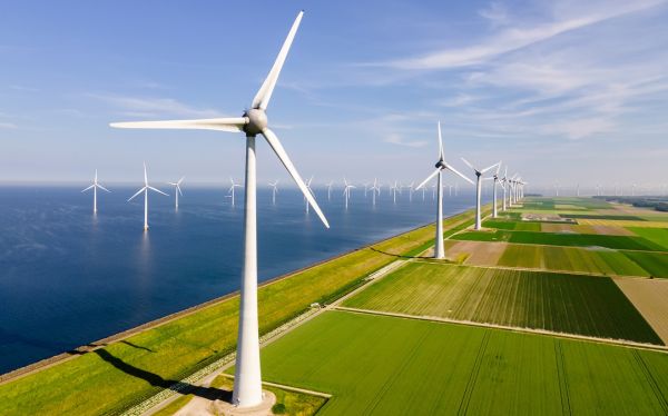 ‍Appel à la gauche : face à la collusion LR – lobbies de l'éolien et du solaire