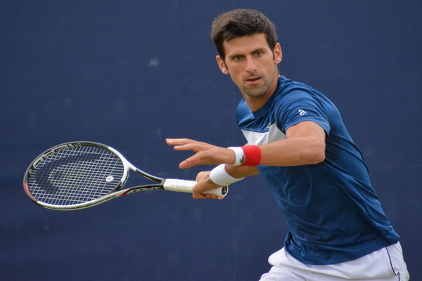 Tennis: Djokovic gagne son 100e match à Wimbledon, 20 ans après le 1er