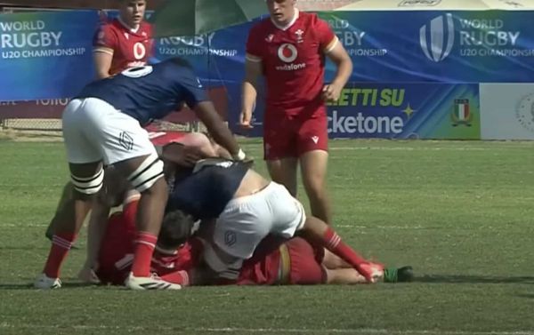 Les Bleuets frappés par la tuile : Noa Traversier out, la France privée de son moteur pour la suite du Mondial U20