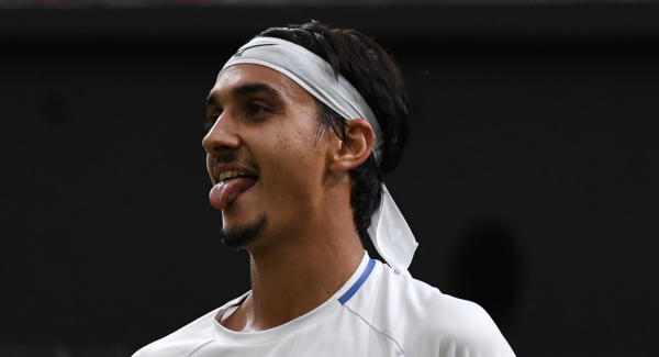 Lorenzo Sonego, qualifié en huitièmes : « Pendant mon match, j'ai vu Jannik Sinner sur la terrasse au-dessus, en train de me regarder, et cela m'a beaucoup motivé »