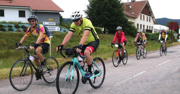 Photos. Remiremont : dans les coulisses du départ aux aurores de la Cyclomontagnarde des Vosges du Sud