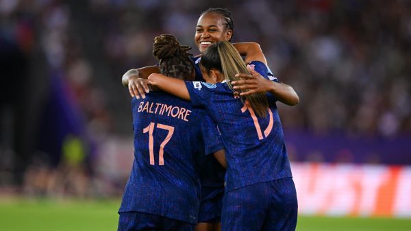 France-Angleterre: la presse britannique s'incline face à des "Bleues impressionnantes", qui ont laissé les Lionnes "au sol"