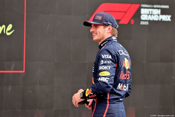 Verstappen s'inquiète pour la 'durée de vie' des pneus en course
