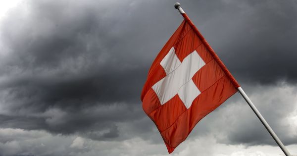 Iran : l'ambassade suisse, qui représente les intérêts américains, rouvre