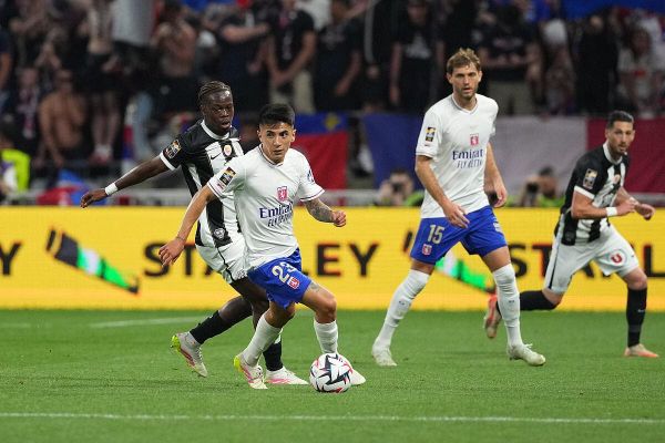 Almada quitte l'OL, un géant d'Europe en profite