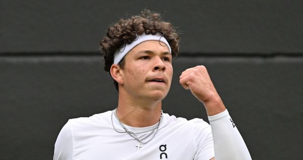 Shelton sur le joueur le plus intelligent : « Les conversions qui m'ont le plus marqué, ce sont celles avec Federer. J'ai discuté plusieurs fois avec lui de tactique et il m'a impressionné »