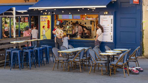 Trois questions sur le label "Le choix des familles" lancé contre la tendance "no kids" dans les lieux touristiques