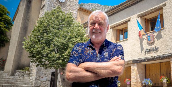 Ce maire de l'arrière-pays grassois ne briguera pas un sixième mandat lors des municipales l'an prochain, il explique pourquoi