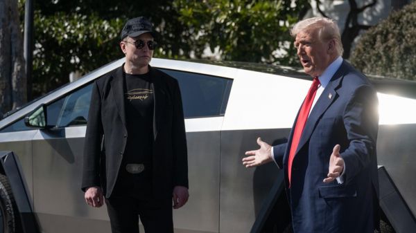 « Une vengeance vis-à-vis de Donald Trump » : le nouveau parti d'Elon Musk analysé par son biographe