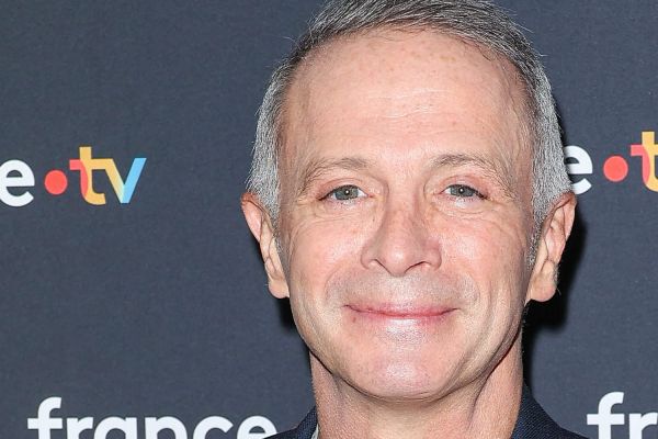 "Il faut que j'aie des sous tous les mois" : dans une situation précaire, Samuel Etienne veut "subvenir aux besoins" de sa famille