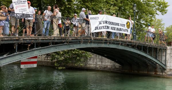 Annecy. Cinquante personnes manifestent contre le surtourisme