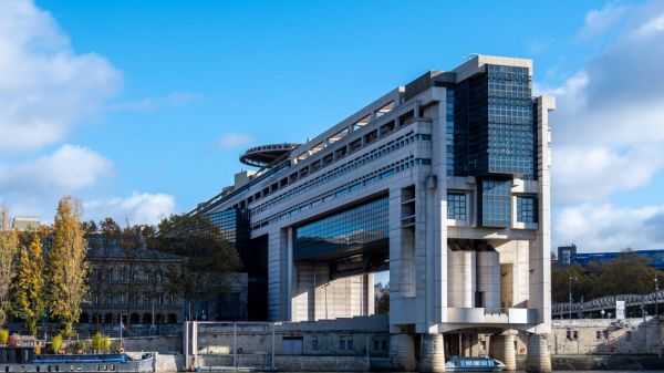 Budget : l'année blanche, une piste d'économie étudiée, mais décriée