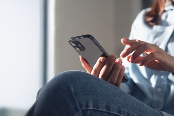 Pourquoi Meta veut accéder aux photos de votre téléphone ?