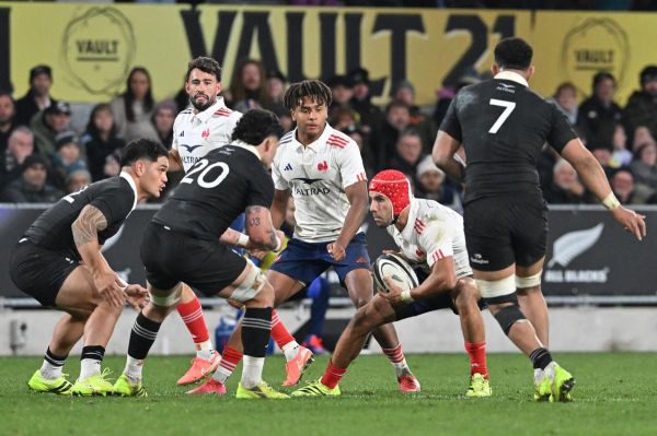 Rugby - XV de France : en Nouvelle-Zélande,  Théo Attissogbe a marqué les esprits