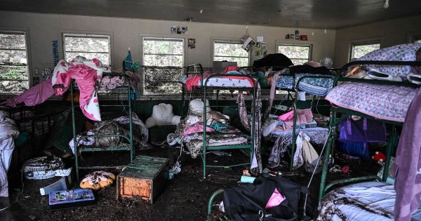 Inondations au Texas : près de 70 morts, des dizaines de disparus et des questions en suspens