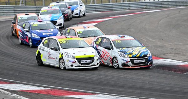 Auto. Derniers tours de piste pour le Trophée Tourisme Endurance
