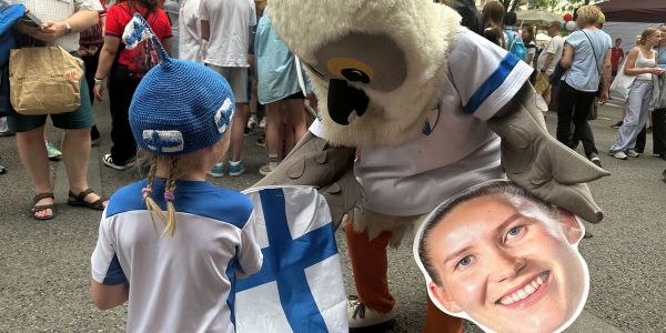 Euro 2025: Hibou géant, star et imposteurs: Sion a pris l'accent nordique