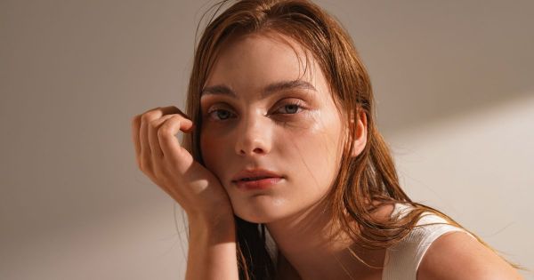 Faire peau neuve : trois protocoles pour revitaliser son teint avant l'été.