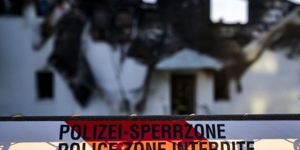 Drame à Fribourg: Un homme tue sa femme et son bébé à Givisiez