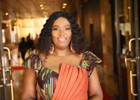 Zimbabwe : la journaliste Faith Zaba libérée sous caution dans une affaire d'atteinte à l'autorité du président