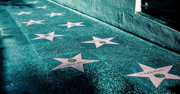 Une actrice française aura bientôt son étoile sur le Hollywood Walk of Fame à Los Angeles : découvrez de qui il s'agit !