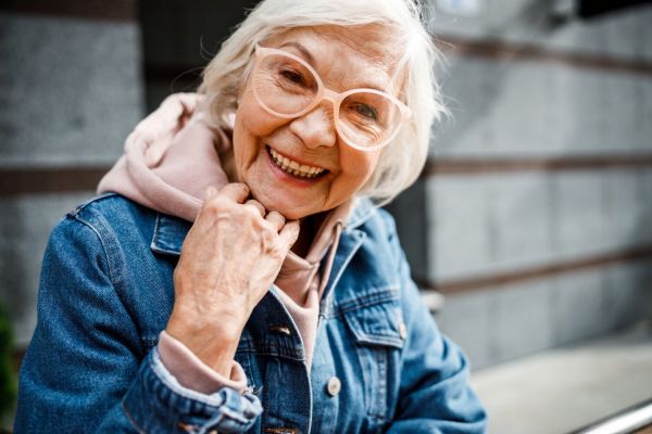 À quel âge devient-on officiellement "vieux" ?