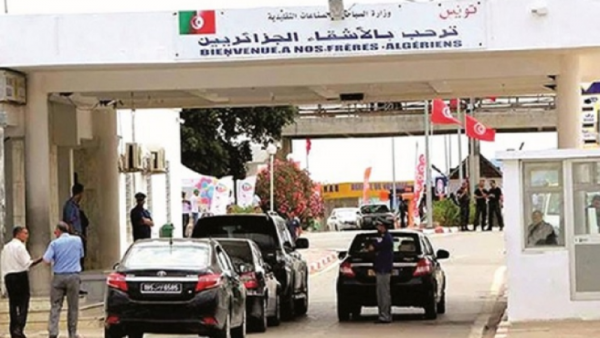 ارتفاع في عدد الوافدين الجزائريين عبر المعابر الحدودية بجندوبة