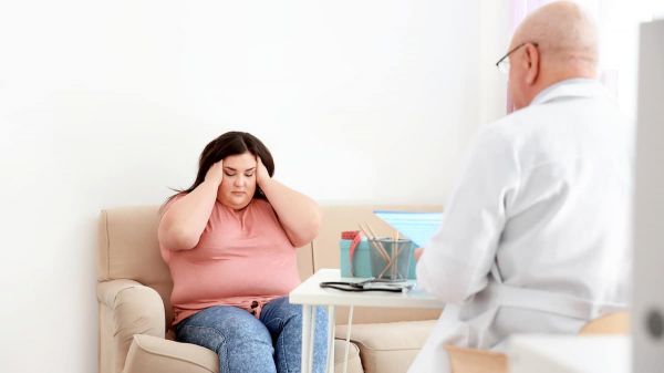 L'obésité hausse le risque de démences précoces