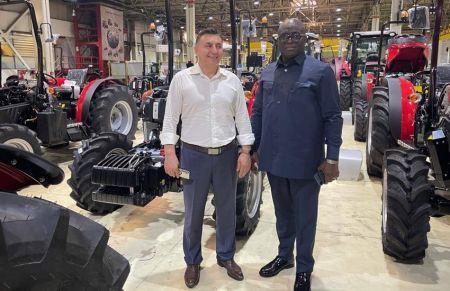 Mécanisation agricole : le Ghana veut renforcer sa capacité d'assemblage de tracteurs