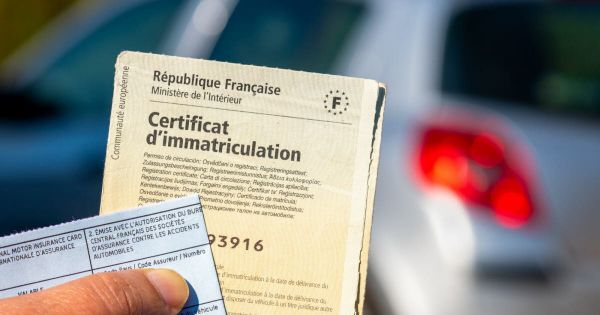 Droit automobile. La carte grise sur le smartphone : est-ce légal ?