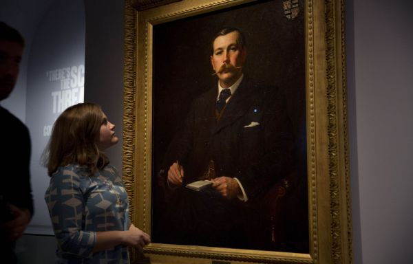 Sherlock Holmes intègre la Pléiade