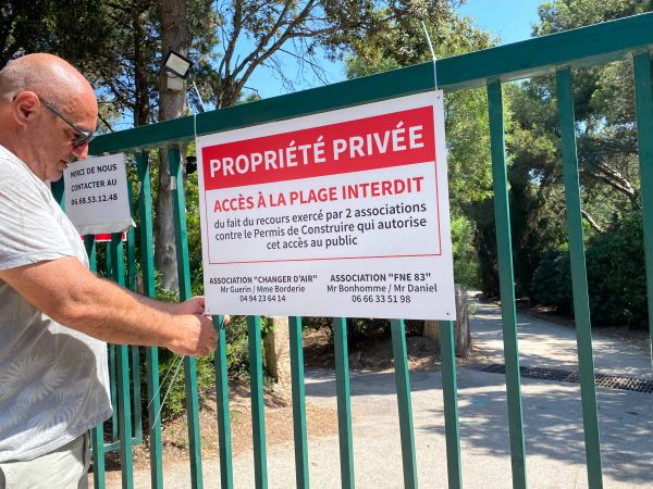 Un projet de construction de villas à la place d'un village vacances bloqué à Hyères, le promoteur lance une pétition