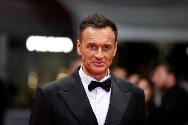 Mort de Julian McMahon : le lieu du décès de l'acteur se retrouve au centre de théories étonnante