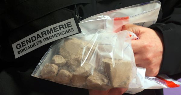Besançon. Interpellés avec cannabis, cocaïne et ecstasy : deux sans-papiers expulsés